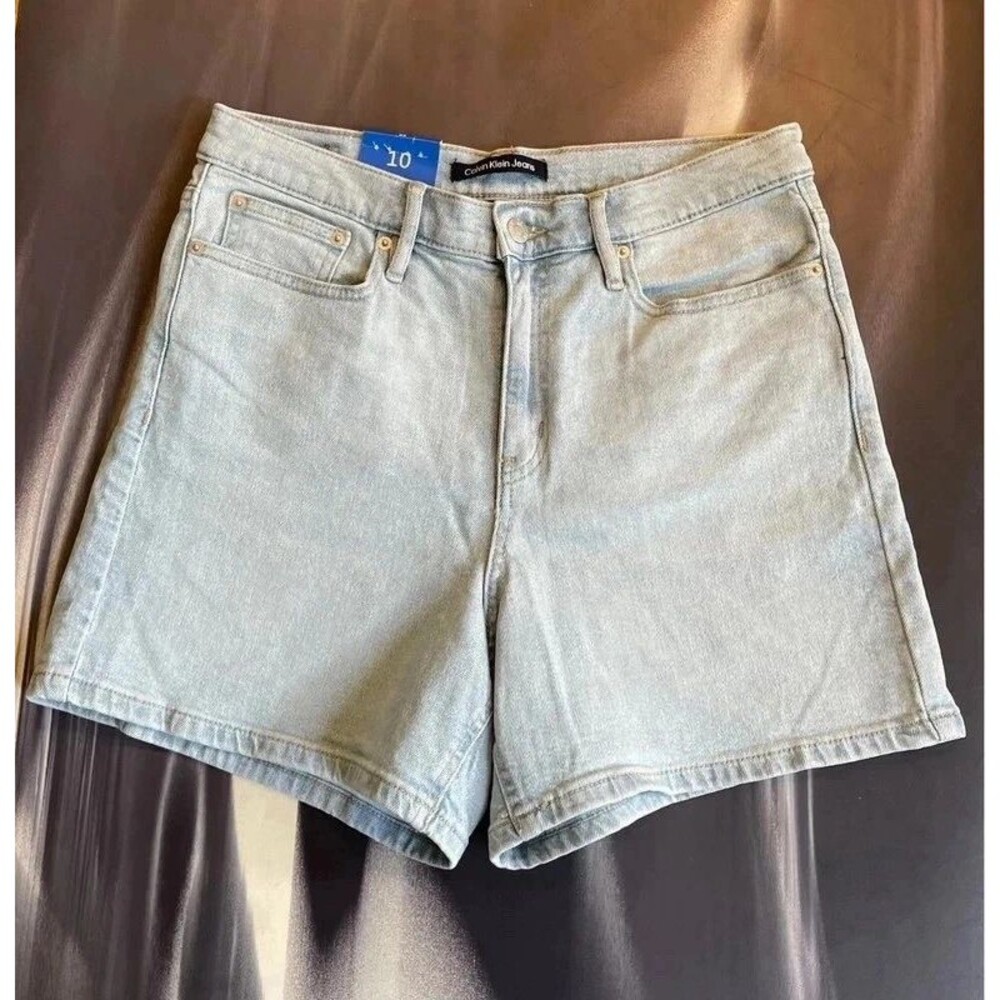 Calvin Klein Denim Shorts Size 10 NWT